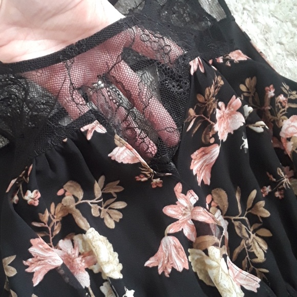 High low sheer dress - Picture 2 of 4